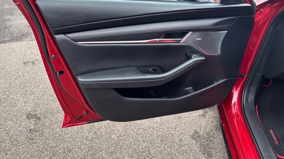 Mazda 3 2.0 e-Skyactiv G MHEV GT Sport Tech 5dr Petrol Hatchback - Image 25