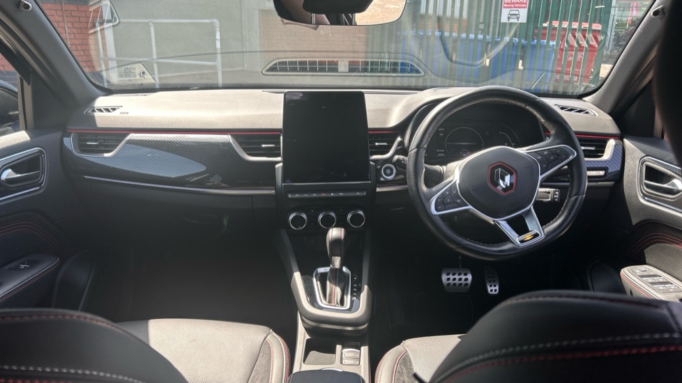 Renault Arkana 1.6 E-TECH Hybrid 145 R.S. Line 5dr Auto Hybrid Estate - Image 10