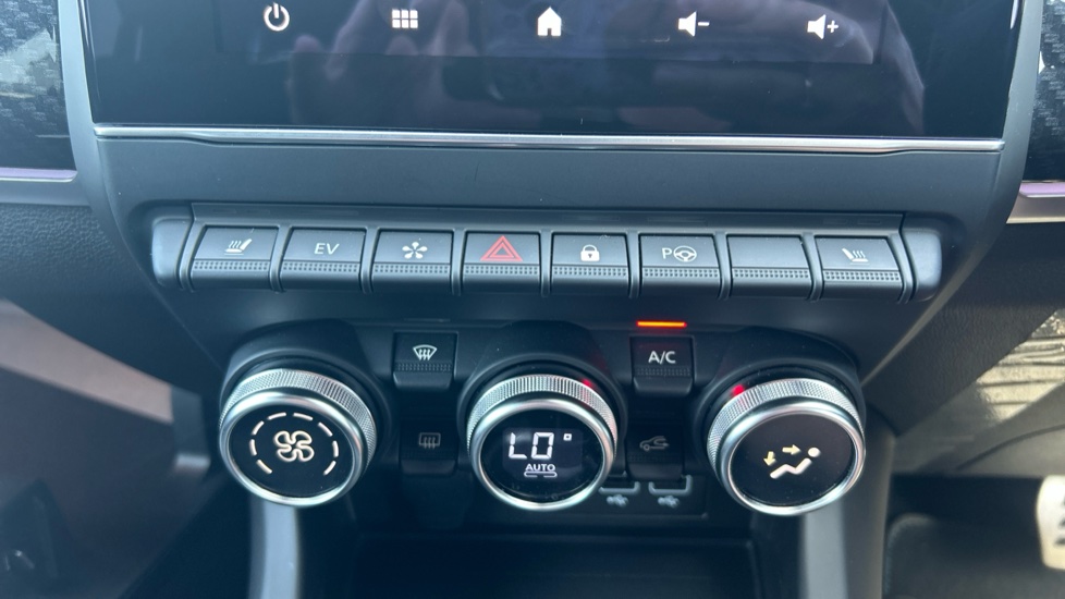 Renault Arkana 1.6 E-TECH Hybrid 145 R.S. Line 5dr Auto Hybrid Estate - Image 31