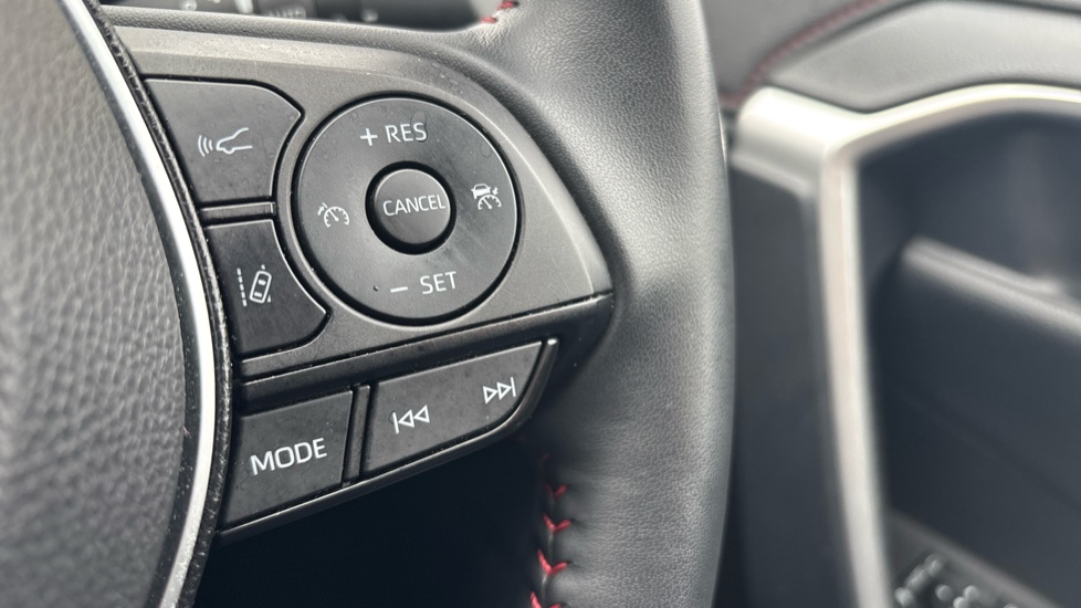 Toyota RAV4 2.5 PHEV Design 5dr CVT Estate - Image 35
