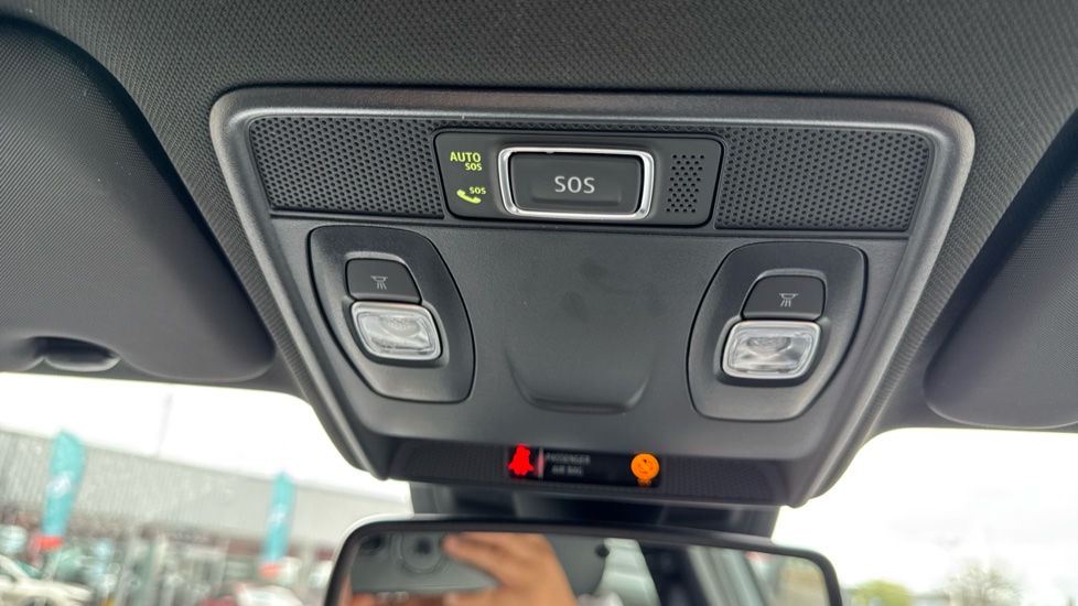 Renault Clio 1.6 E-TECH Hybrid 140 S Edition 5dr Auto Hybrid Hatchback - Image 24