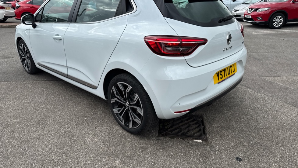 Renault Clio 1.6 E-TECH Hybrid 140 S Edition 5dr Auto Hybrid Hatchback - Image 41