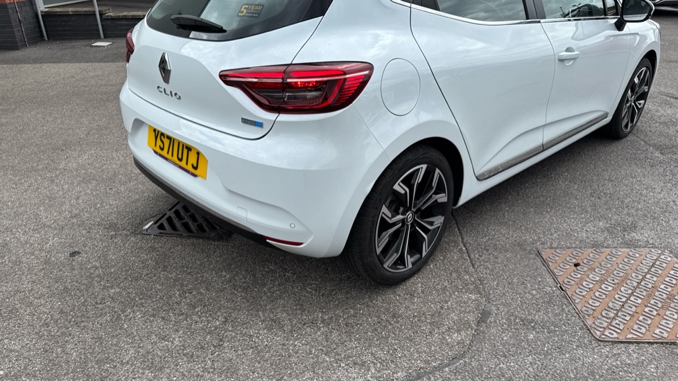 Renault Clio 1.6 E-TECH Hybrid 140 S Edition 5dr Auto Hybrid Hatchback - Image 42