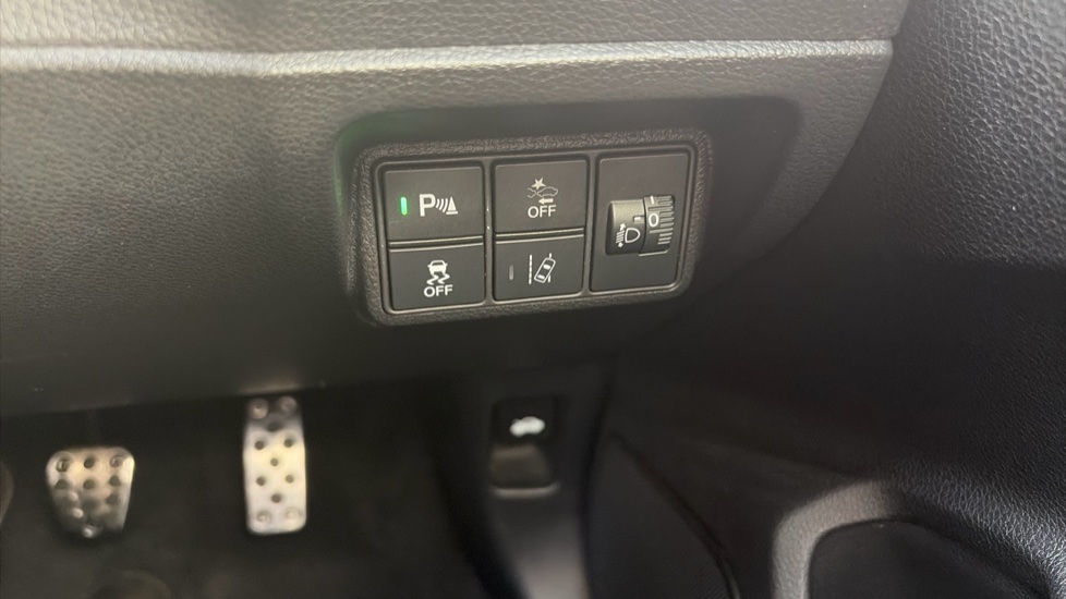 Honda Civic 1.0 VTEC Turbo EX 5dr Petrol Hatchback - Image 22