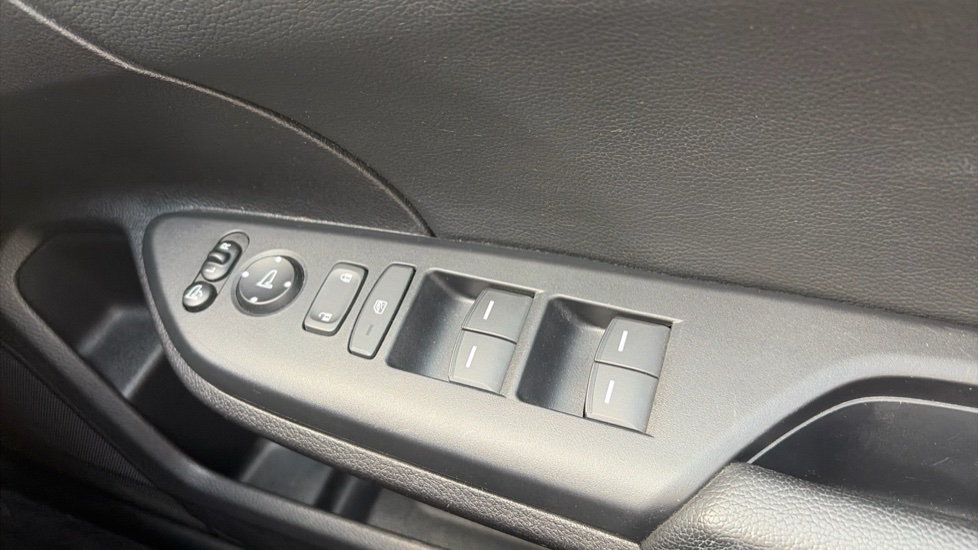 Honda Civic 1.0 VTEC Turbo EX 5dr Petrol Hatchback - Image 23
