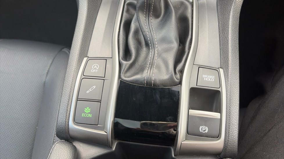 Honda Civic 1.0 VTEC Turbo EX 5dr Petrol Hatchback - Image 33