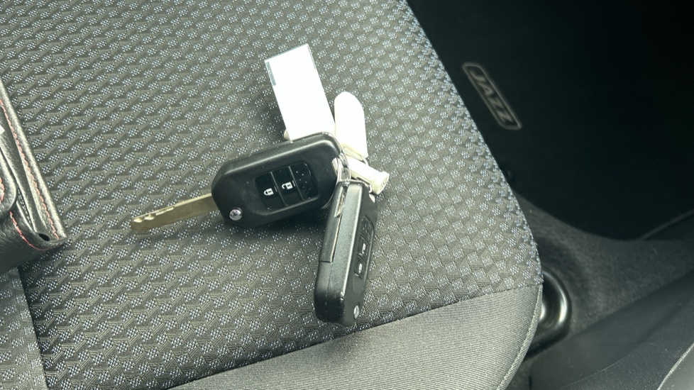 Honda Jazz 1.3 i-VTEC SE 5dr Petrol Hatchback - Image 20