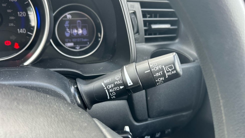 Honda Jazz 1.3 i-VTEC SE 5dr Petrol Hatchback - Image 22