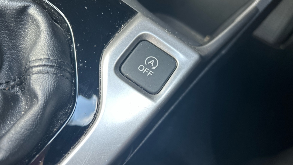 Honda Jazz 1.3 i-VTEC SE 5dr Petrol Hatchback - Image 33