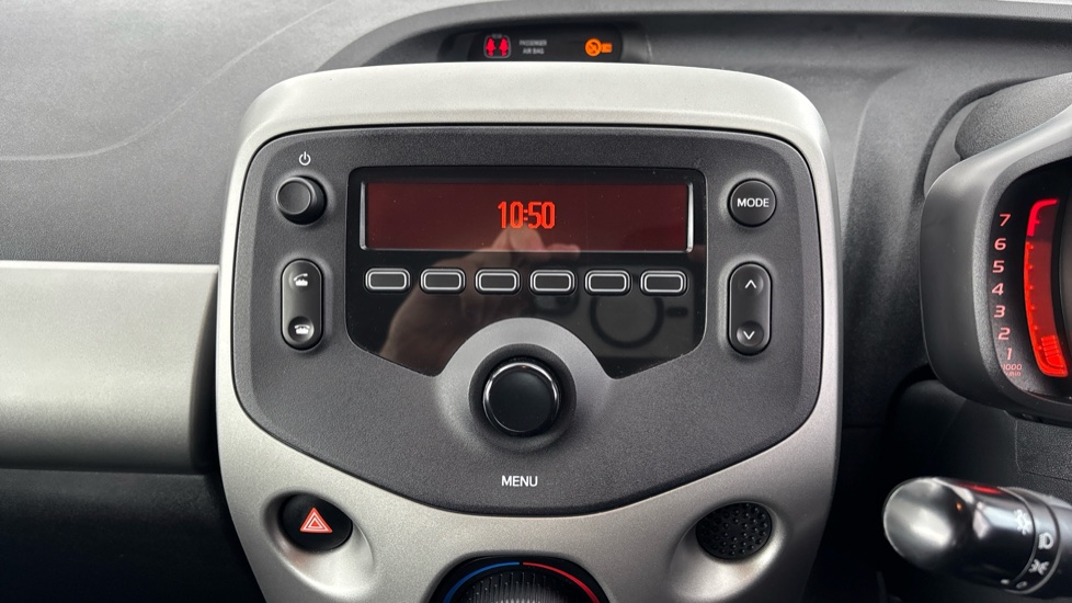 Toyota Aygo 1.0 VVT-i X-Play 5dr Petrol Hatchback - Image 12
