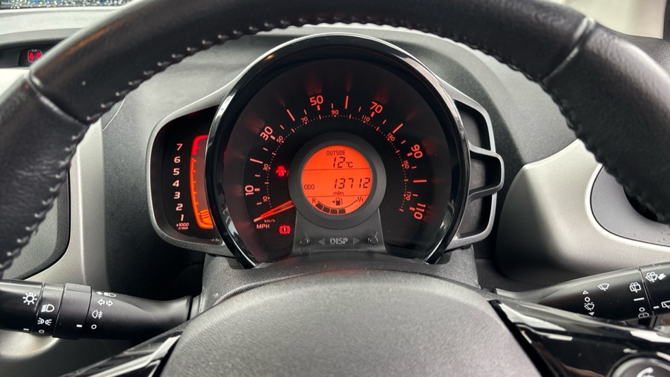Toyota Aygo 1.0 VVT-i X-Play 5dr Petrol Hatchback - Image 18