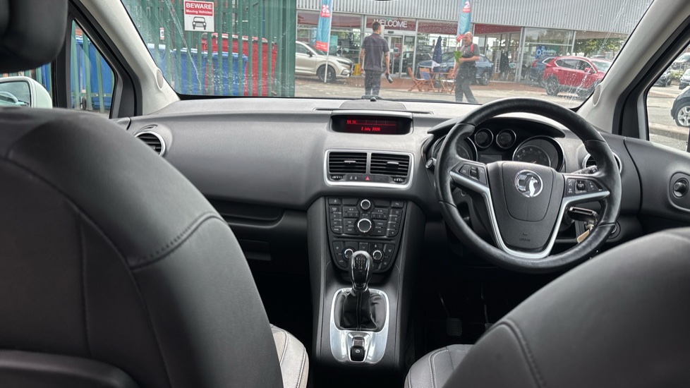 Vauxhall Meriva 1.4i 16V Tech Line 5dr Petrol Estate - Image 10