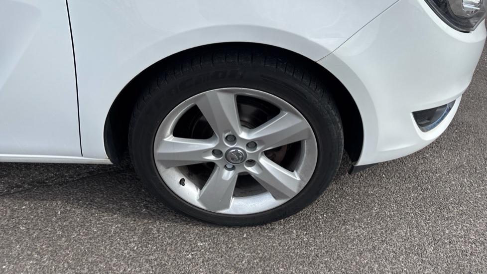Vauxhall Meriva 1.4i 16V Tech Line 5dr Petrol Estate - Image 21