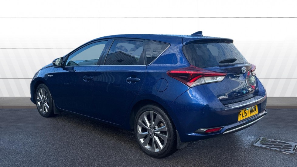 Toyota Auris 1.8 Hybrid Excel TSS 5dr CVT Hybrid Hatchback - Image 2