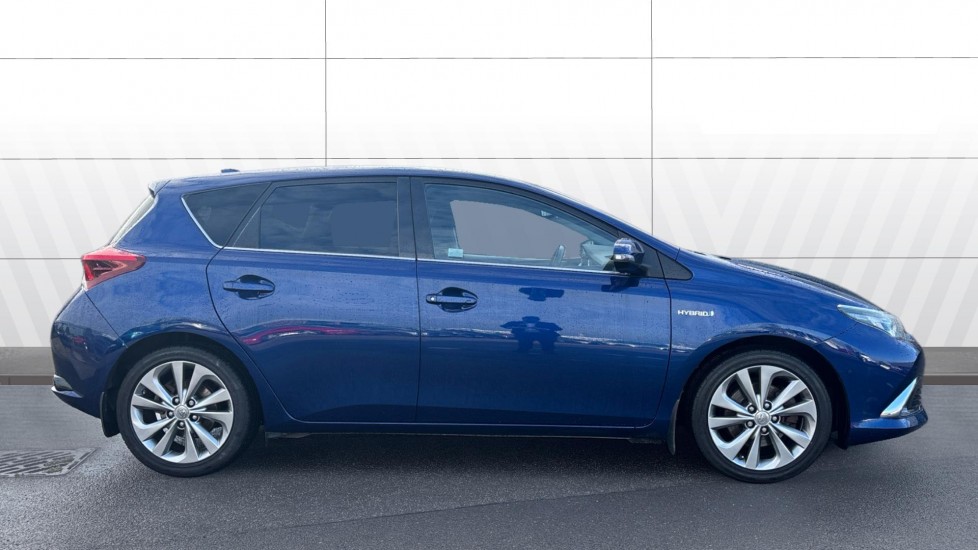 Toyota Auris 1.8 Hybrid Excel TSS 5dr CVT Hybrid Hatchback - Image 5