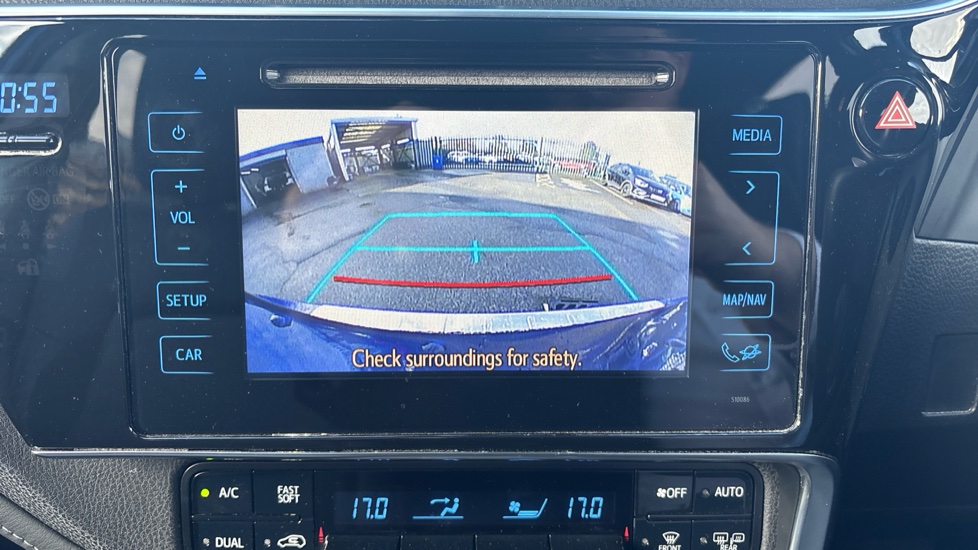Toyota Auris 1.8 Hybrid Excel TSS 5dr CVT Hybrid Hatchback - Image 45