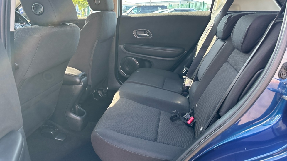 Honda HR-V 1.5 i-VTEC SE CVT 5dr Petrol Hatchback - Image 16
