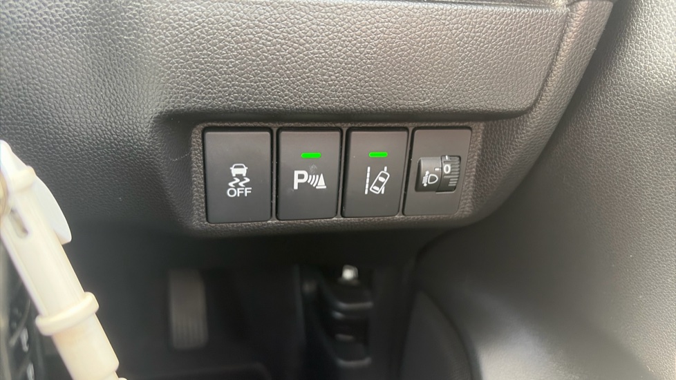 Honda Jazz 1.3 SE 5dr CVT Petrol Hatchback - Image 30