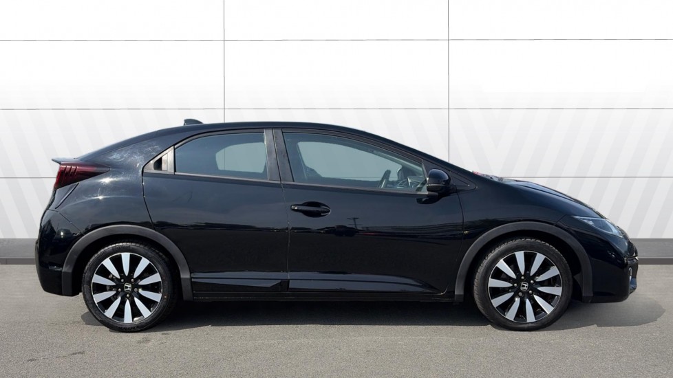 Honda Civic 1.8 i-VTEC SE Plus 5dr Auto [Nav] Petrol Hatchback - Image 5