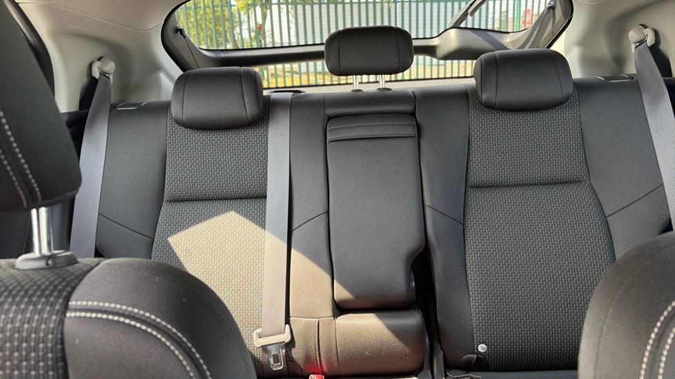 Honda Civic 1.8 i-VTEC SE Plus 5dr Auto [Nav] Petrol Hatchback - Image 15