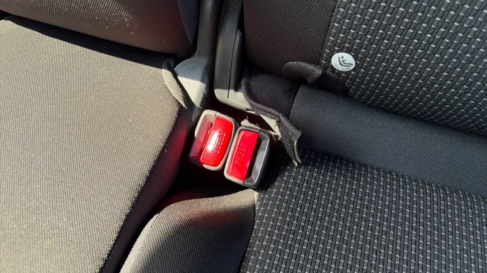 Honda Civic 1.8 i-VTEC SE Plus 5dr Auto [Nav] Petrol Hatchback - Image 17