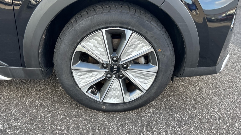 Kia Soul 150kW First Edition 64kWh 5dr Auto Electric Hatchback - Image 30