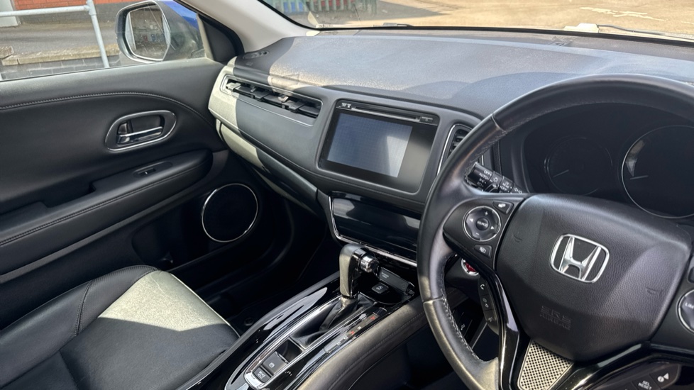 Honda HR-V 1.5 i-VTEC EX CVT 5dr Petrol Hatchback - Image 14
