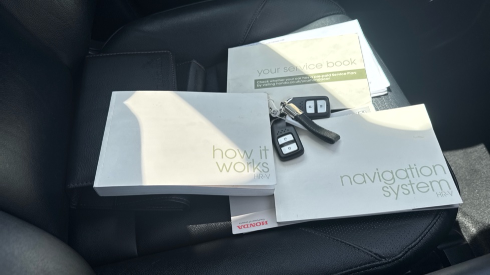 Honda HR-V 1.5 i-VTEC EX CVT 5dr Petrol Hatchback - Image 19