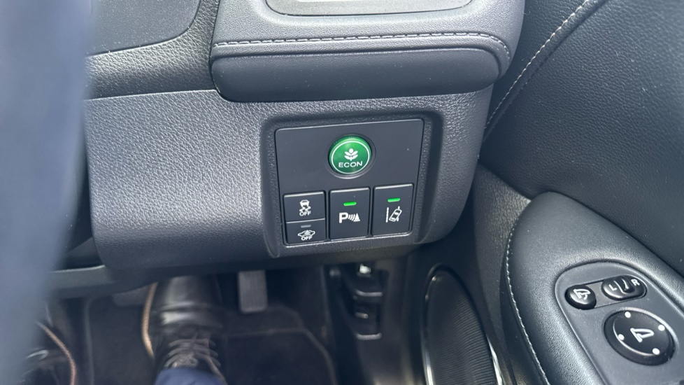 Honda HR-V 1.5 i-VTEC EX CVT 5dr Petrol Hatchback - Image 28