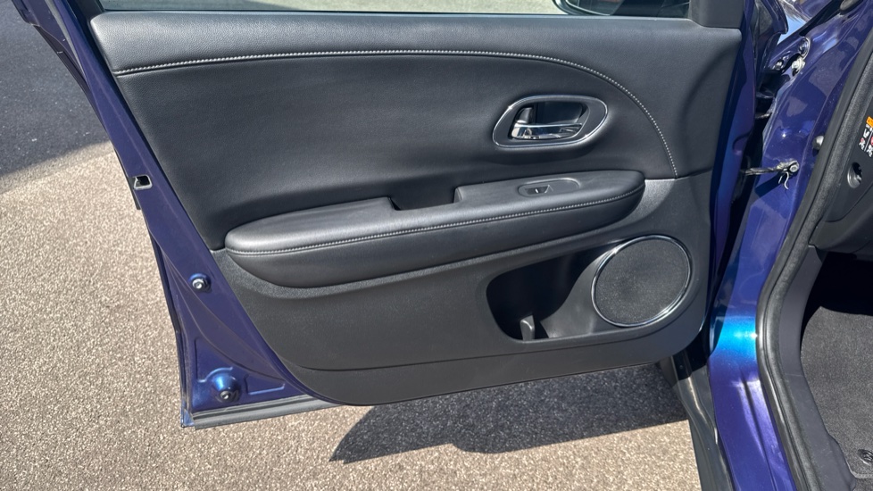 Honda HR-V 1.5 i-VTEC EX CVT 5dr Petrol Hatchback - Image 34