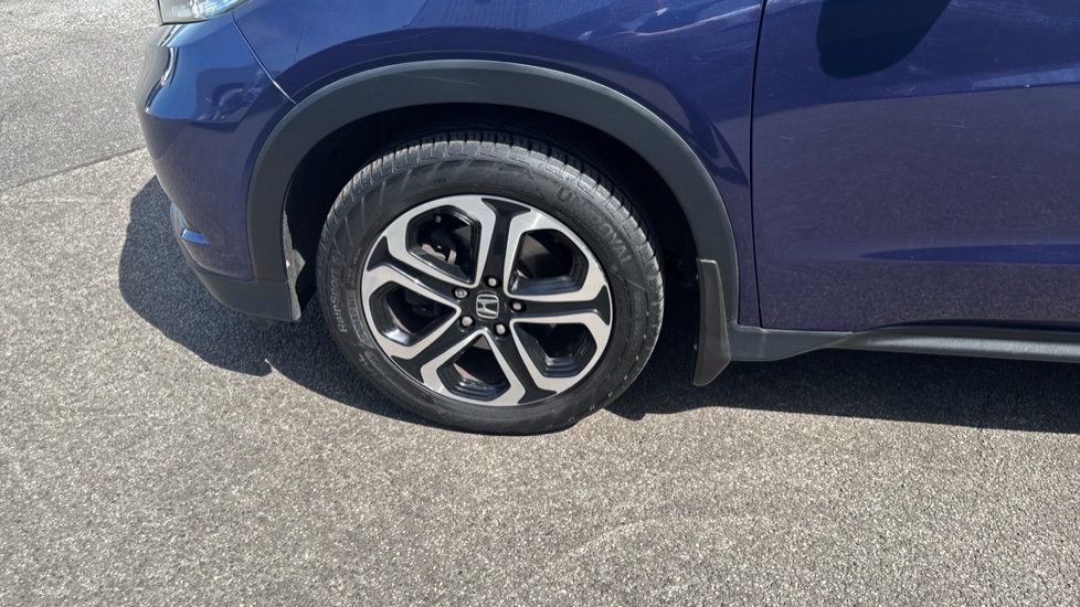 Honda HR-V 1.5 i-VTEC EX CVT 5dr Petrol Hatchback - Image 36