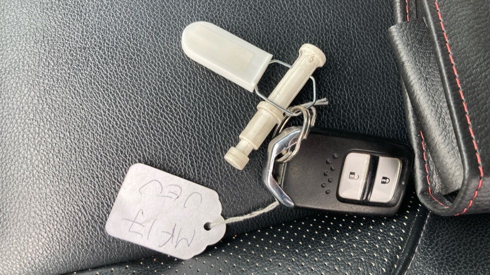 Honda HR-V 1.5 i-VTEC EX CVT 5dr Petrol Hatchback - Image 20