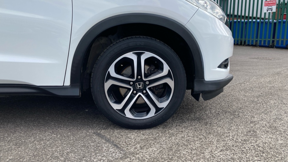Honda HR-V 1.5 i-VTEC EX CVT 5dr Petrol Hatchback - Image 22