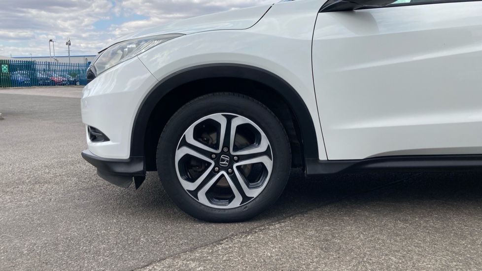 Honda HR-V 1.5 i-VTEC EX CVT 5dr Petrol Hatchback - Image 23