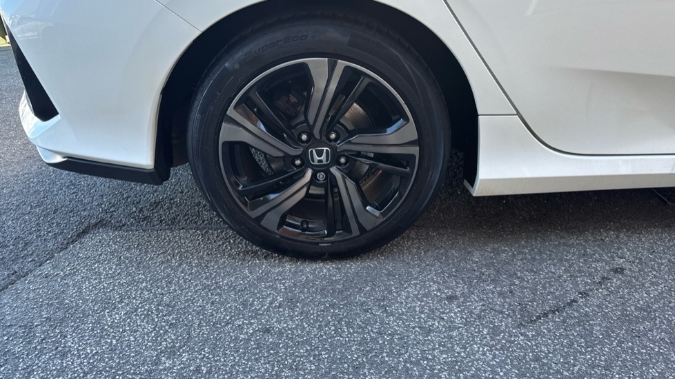 Honda Civic 1.0 VTEC Turbo 126 SR 5dr Petrol Hatchback - Image 38
