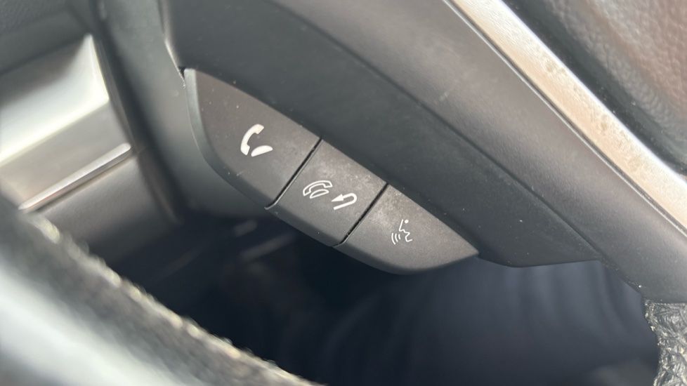 Honda CR-V 1.6 i-DTEC Black Edition 5dr Auto Diesel Estate - Image 33