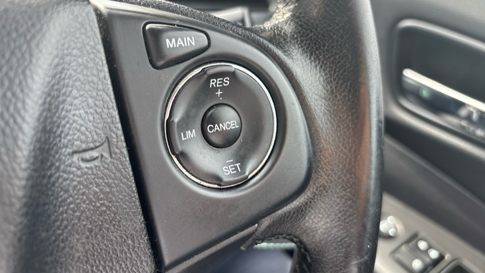 Honda CR-V 1.6 i-DTEC Black Edition 5dr Auto Diesel Estate - Image 35
