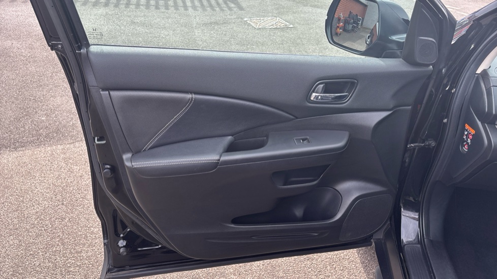 Honda CR-V 1.6 i-DTEC Black Edition 5dr Auto Diesel Estate - Image 44
