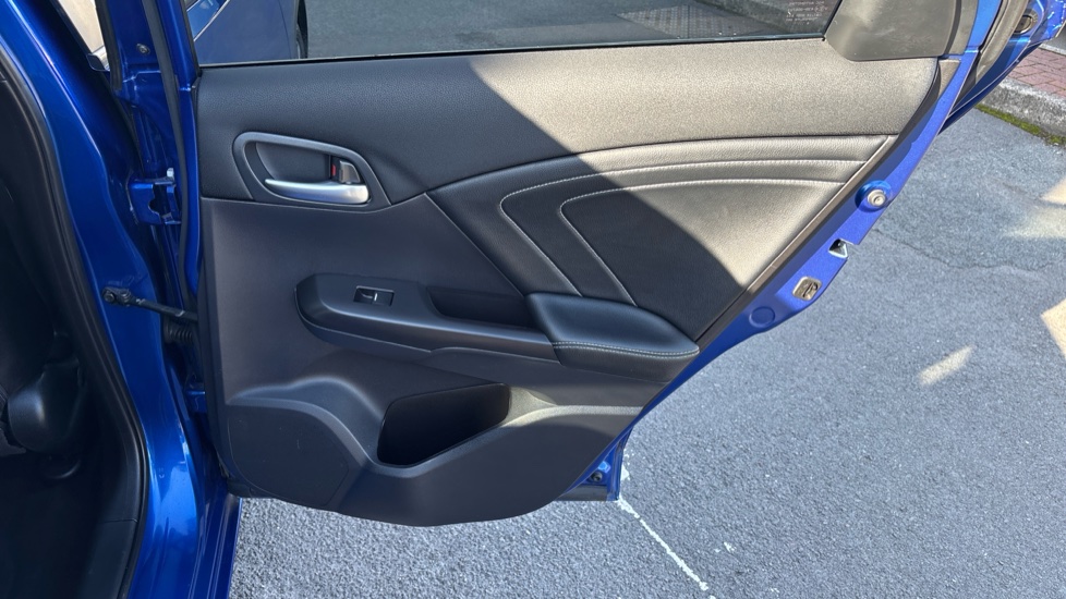 Honda Civic 1.8 i-VTEC SR 5dr Auto Petrol Hatchback - Image 30