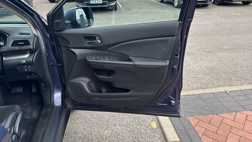 Honda CR-V 1.6 i-DTEC 160 SR 5dr Auto Diesel Estate - Image 31
