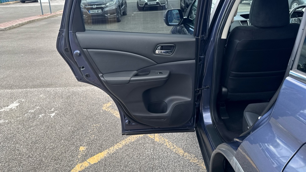 Honda CR-V 1.6 i-DTEC 160 SR 5dr Auto Diesel Estate - Image 35