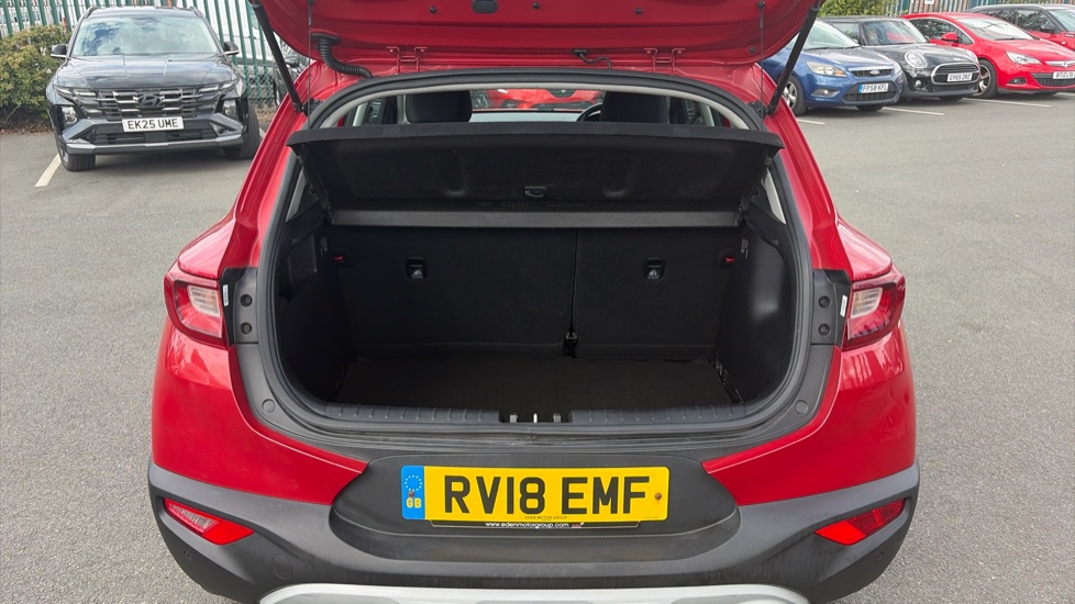 Kia Stonic 1.4 MPi 2 5dr Petrol Estate - Image 4