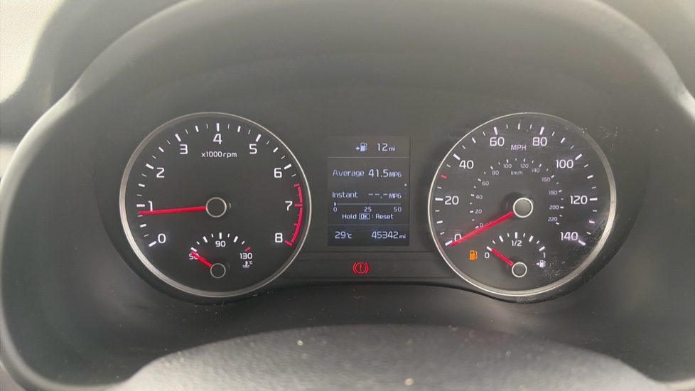Kia Stonic 1.4 MPi 2 5dr Petrol Estate - Image 18