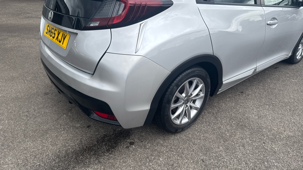 Honda Civic 1.8 i-VTEC S 5dr Auto Petrol Hatchback - Image 40