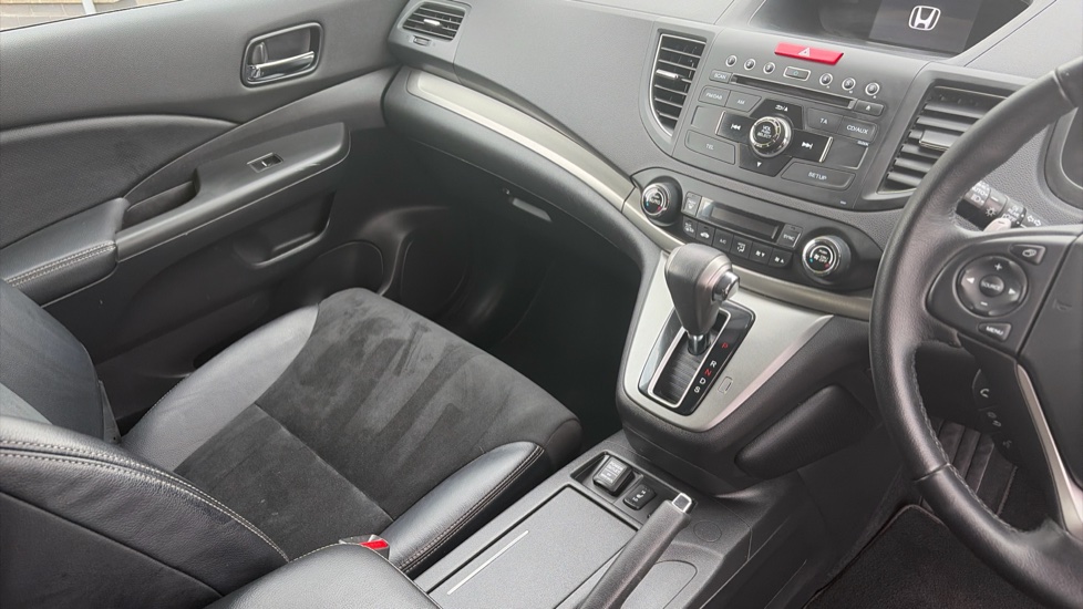 Honda CR-V 2.2 i-DTEC SR 5dr Auto Diesel Estate - Image 14