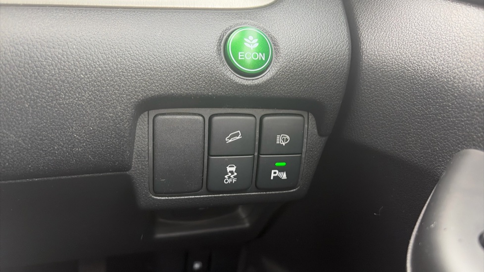 Honda CR-V 2.2 i-DTEC SR 5dr Auto Diesel Estate - Image 22