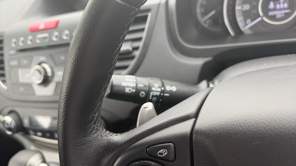 Honda CR-V 2.2 i-DTEC SR 5dr Auto Diesel Estate - Image 29