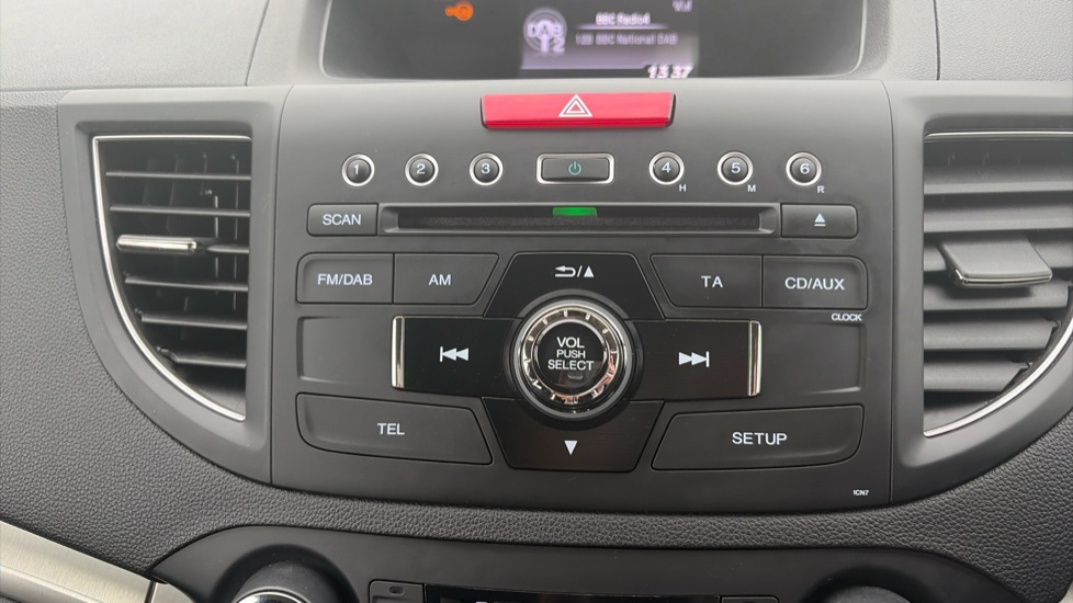 Honda CR-V 2.2 i-DTEC SR 5dr Auto Diesel Estate - Image 32