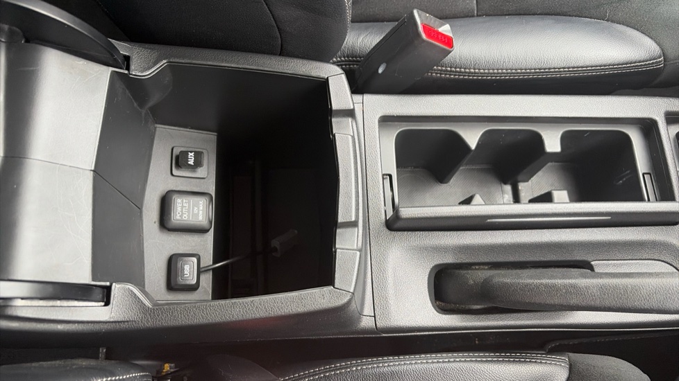 Honda CR-V 2.2 i-DTEC SR 5dr Auto Diesel Estate - Image 38