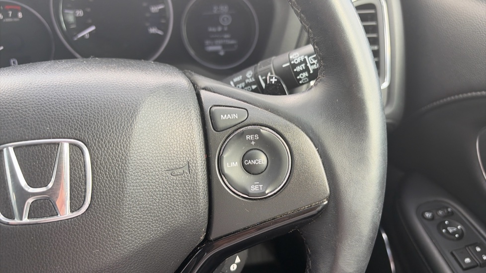 Honda HR-V 1.5 i-VTEC EX CVT 5dr Petrol Hatchback - Image 26